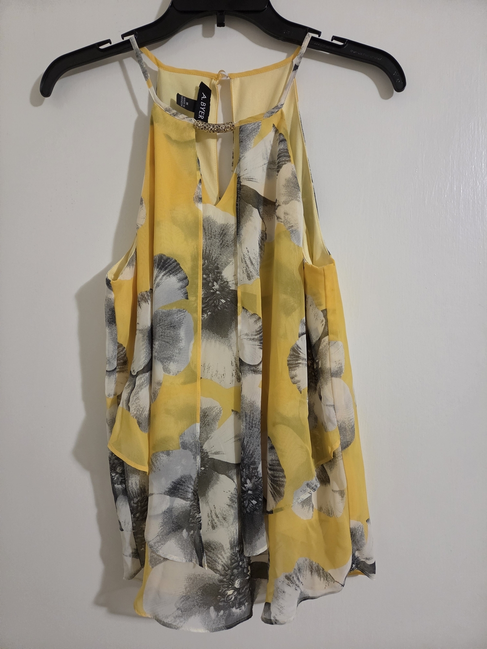 A. BYER Floral Halter Tank Top Medium Yellow Grey Layered Chiffon Keyhole Gold